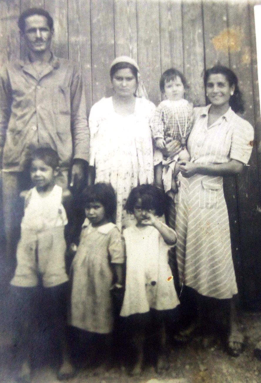 FAMILLESELLAMNIMI.jpg