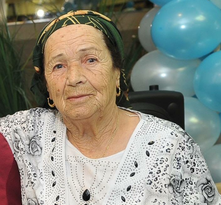 HEFTZIYAATTIA.jpg