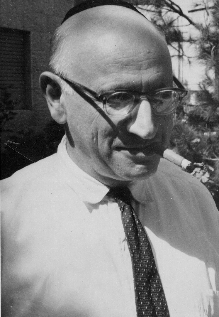 ID2775.jpg