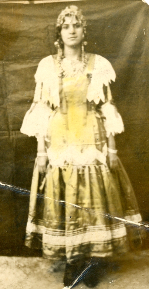 LIYAHOUJEANNE002.jpg
